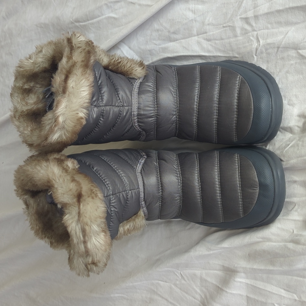 The North Face Women's Thermoball Microbaffle Bootie II - Picture 4 of 12